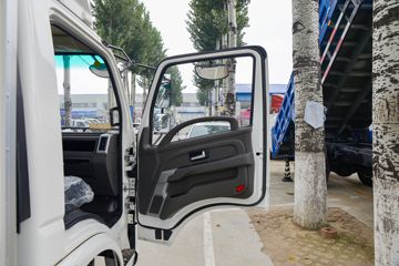 �ɵ��³� V3ϵ�� 150���� 4.15�׵�����ʽ�ῨͼƬ