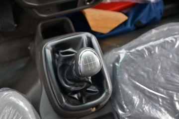 �ɵ��³� V3ϵ�� 150���� 4.15�׵�����ʽ�ῨͼƬ