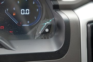 �ɵ��³� V3ϵ�� 150���� 4.15�׵�����ʽ�ῨͼƬ