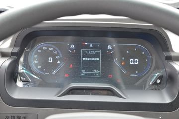 �ɵ��³� V3ϵ�� 150���� 4.15�׵�����ʽ�ῨͼƬ