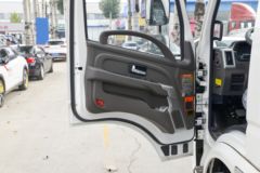 飞碟奥驰 V3系列 150马力 4.15米单排厢式轻卡