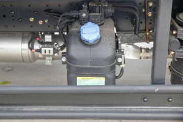 �ɵ��³� V3ϵ�� 150���� 4.15�׵�����ʽ�ῨͼƬ