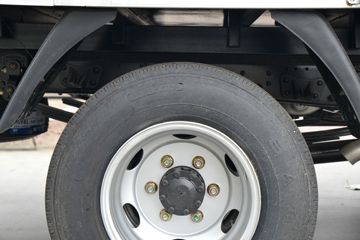 �ɵ��³� V3ϵ�� 150���� 4.15�׵�����ʽ�ῨͼƬ