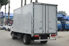 飞碟奥驰 V3系列 150马力 4.15米单排厢式轻卡