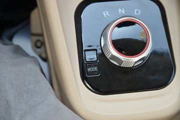 ������Խ ��Խ��V5 2.6T 2�� ���綯��ʽ���䳵41.86kWhͼƬ