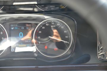 ������Խ ��Խ��V5 2.6T 2�� ���綯��ʽ���䳵41.86kWhͼƬ