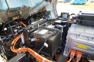 �ɵ�EW5 4.5T 4.18�׵��Ŵ��綯��ʽ�Ῠ(FD5042XXYW68BEV-1)81.14kWhͼƬ