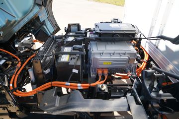 �ɵ�EW5 4.5T 4.18�׵��Ŵ��綯��ʽ�Ῠ(FD5042XXYW68BEV-1)81.14kWhͼƬ