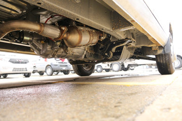 ���� �ٹ��¿� ������ 1.8L 125���� ���� 2.6��˫������΢��(����)(��˫̥)(LZW1030SLTWB)ͼƬ