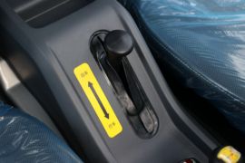 金刚豹&nbsp;自卸车驾驶室                                               图片