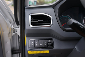�ڱ����� ��ձ� 95���� 4X2 2.73����ж��ͼƬ