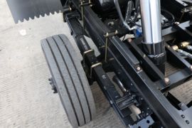 金刚豹&nbsp;自卸车底盘                                                图片