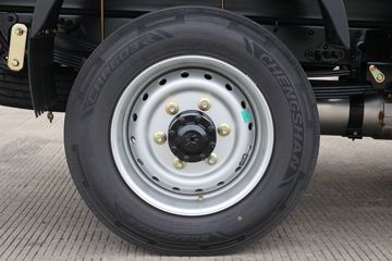 �ڱ����� ��ձ� 95���� 4X2 2.73����ж��ͼƬ