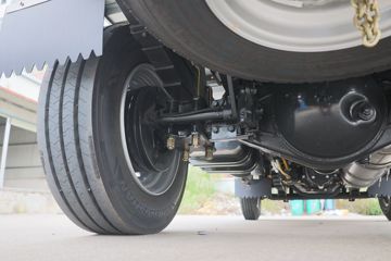 �ڱ����� ��ձ� 95���� 4X2 2.73����ж��ͼƬ