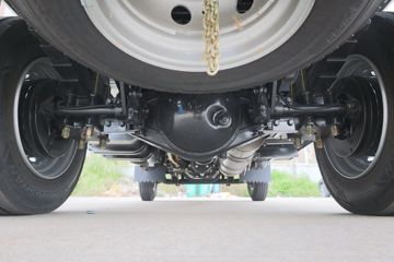 �ڱ����� ��ձ� 95���� 4X2 2.73����ж��ͼƬ