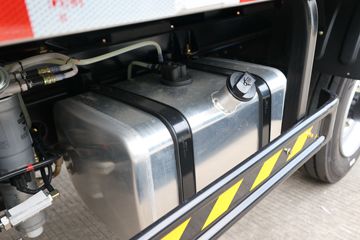 �ڱ����� ��ձ� 95���� 4X2 2.73����ж��ͼƬ