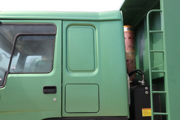 �й����� HOWO-7 375���� 8X4 7.6����ж��ͼƬ