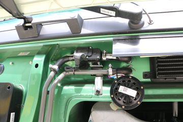 �й����� HOWO-7 375���� 8X4 7.6����ж��ͼƬ