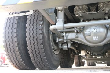 �й����� HOWO-7 375���� 8X4 7.6����ж��ͼƬ