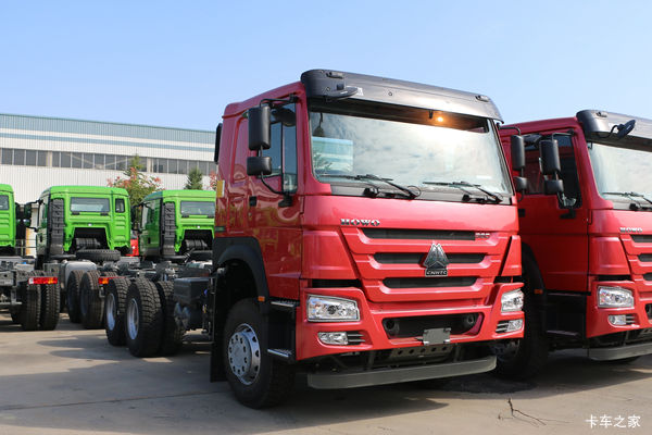 中国重汽 HOWO-7 380马力 6X4 6.8米自卸车