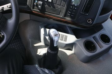 �й����� HOWO-7 380���� 6X4 6.8����ж��ͼƬ