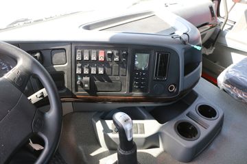 �й����� HOWO-7 380���� 6X4 6.8����ж��ͼƬ