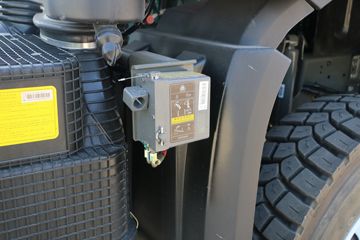 �й����� HOWO-7 380���� 6X4 6.8����ж��ͼƬ