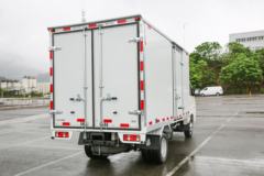 北汽瑞翔 博腾M3 舒适型 2.0L 123马力 汽油 3.71米单排厢式微卡(国六)(BJ5030XXYXMT1T)