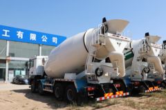 陕汽重卡 德龙M3000S 340马力 8X4 混凝土搅拌运输车(凌宇牌)(CLY5314GJB30E57) 陕汽重卡 德龙M3000S 340马力 8X4 混凝土搅拌运输车(凌宇牌)(CLY5314GJB30E57)