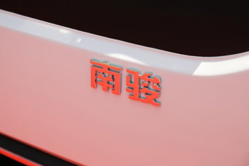 �Ͽ����� ���D30 4.5T 4.1�׵��Ŵ��綯�����Ῠ98.04kWhͼƬ