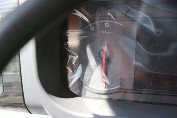 �Ͽ����� ���D30 4.5T 4.1�׵��Ŵ��綯�����Ῠ98.04kWhͼƬ