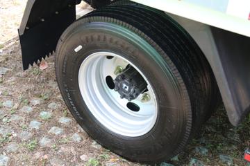 �Ͽ����� ���D30 4.5T 4.1�׵��Ŵ��綯�����Ῠ98.04kWhͼƬ
