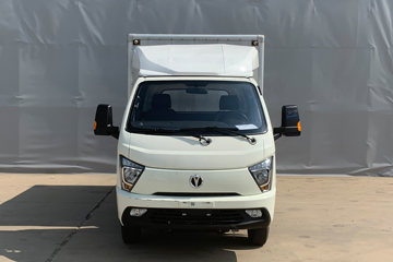 飞碟缔途 EV 智享版 4.5T 3.63米单排纯电动厢式微卡55.7kWh