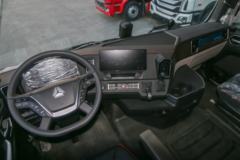 中国重汽 汕德卡SITRAK G7S重卡 尊享版 610马力 4X2 AMT自动挡牵引车(国六)(ZZ4186Y361HF1B) 中国重汽 汕德卡SITRAK G7S重卡 尊享版 610马力 4X2 AMT自动挡牵引车(国六)(ZZ4186Y361HF1B)