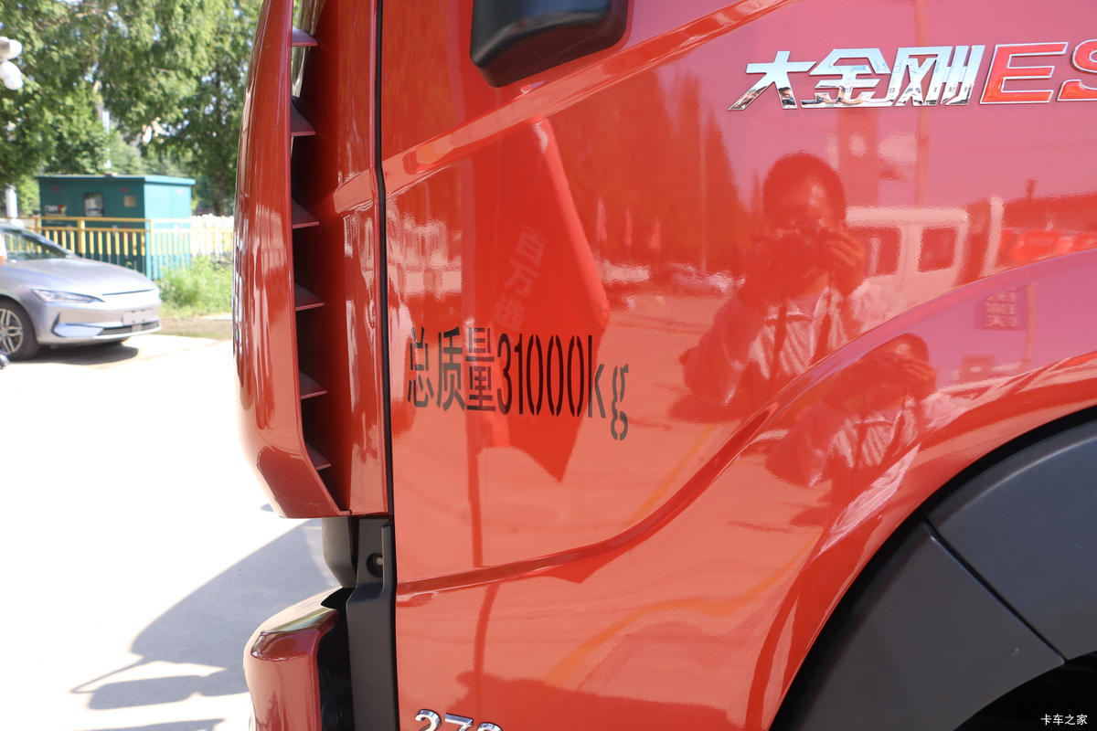  ES7 270 8X4 7.2ж(BJ3314DPPHB-03)                                                