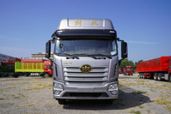青岛解放 JK6中卡 260马力 4X2 6.8米AMT自动挡仓栅式载货车(国六)(CA5180CCYP28K1L4E6)