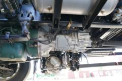 青岛解放 JK6中卡 260马力 4X2 6.8米AMT自动挡仓栅式载货车(国六)(CA5180CCYP28K1L4E6)