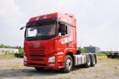 青岛解放 JH6重卡 卓越版 460马力 6X4 AMT自动档牵引车(CA4250P26K15T1E5A80)