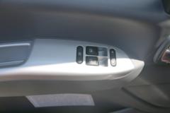 福田 时代领航ES5 200马力 4X2 6.8米排半栏板载货车(国六)(BJ1184VLPFK-11)