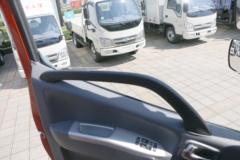 福田 时代领航ES5 200马力 4X2 6.8米排半栏板载货车(国六)(BJ1184VLPFK-11)