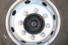 福田 时代领航ES5 200马力 4X2 6.8米排半栏板载货车(国六)(BJ1184VLPFK-11)