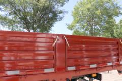 福田 时代领航ES5 200马力 4X2 6.8米排半栏板载货车(国六)(BJ1184VLPFK-11)