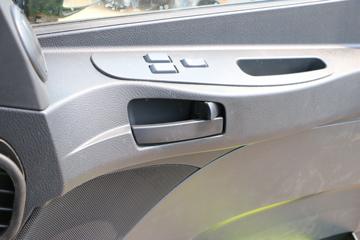 ���� ŷ��GTL ������ 440���� 6X4ǣ����(ƽ��)(����)ͼƬ