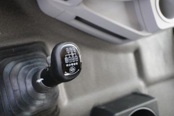 ���� ŷ��GTL ������ 440���� 6X4ǣ����(ƽ��)(����)ͼƬ