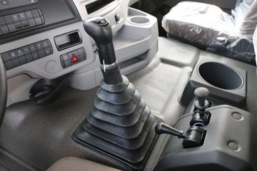 ���� ŷ��GTL ������ 440���� 6X4ǣ����(ƽ��)(����)ͼƬ