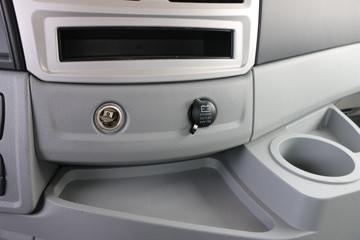 ���� ŷ��GTL ������ 440���� 6X4ǣ����(ƽ��)(����)ͼƬ