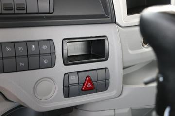 ���� ŷ��GTL ������ 440���� 6X4ǣ����(ƽ��)(����)ͼƬ