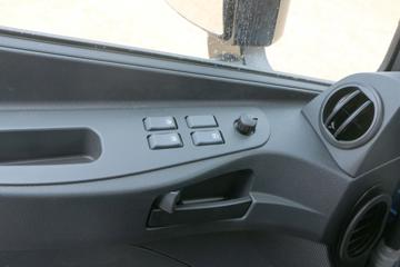 ���� ŷ��GTL ������ 440���� 6X4ǣ����(ƽ��)(����)ͼƬ