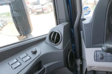 ���� ŷ��GTL ������ 440���� 6X4ǣ����(ƽ��)(����)ͼƬ