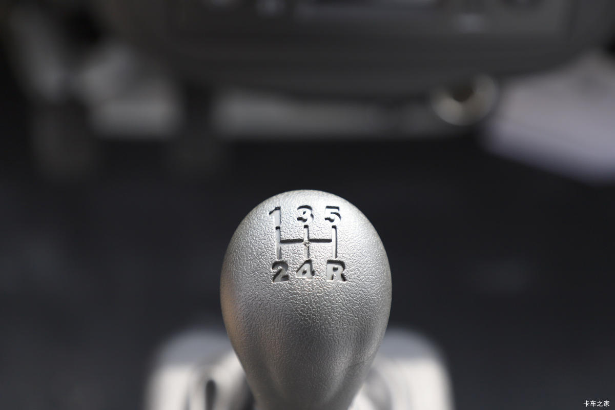 ���� ֮�� 1.2L 76���� ���� 2��˫������΢��(����)(LZW1020SBQW)��ʻ��                                               